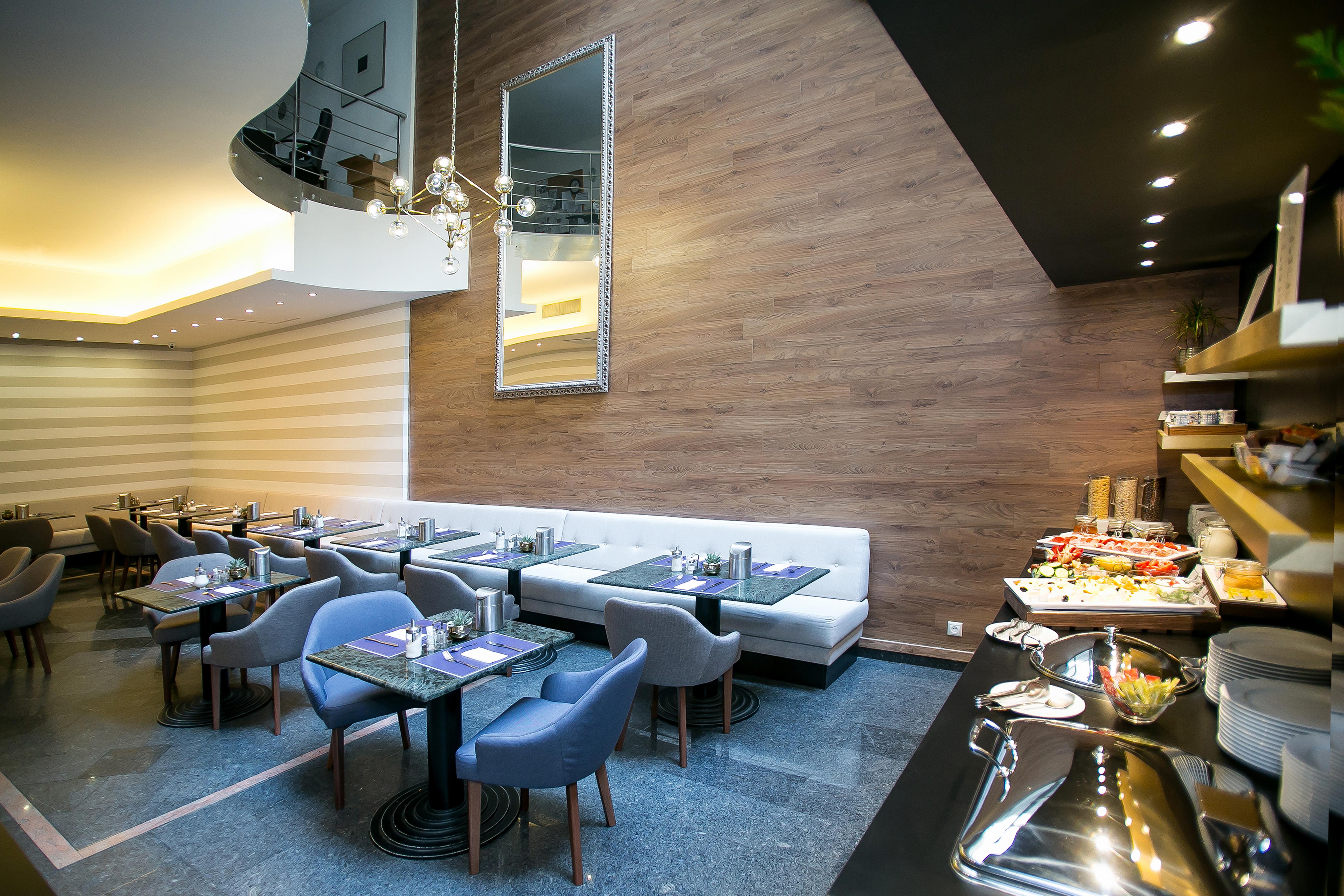 Ambra Hotel, Budapest